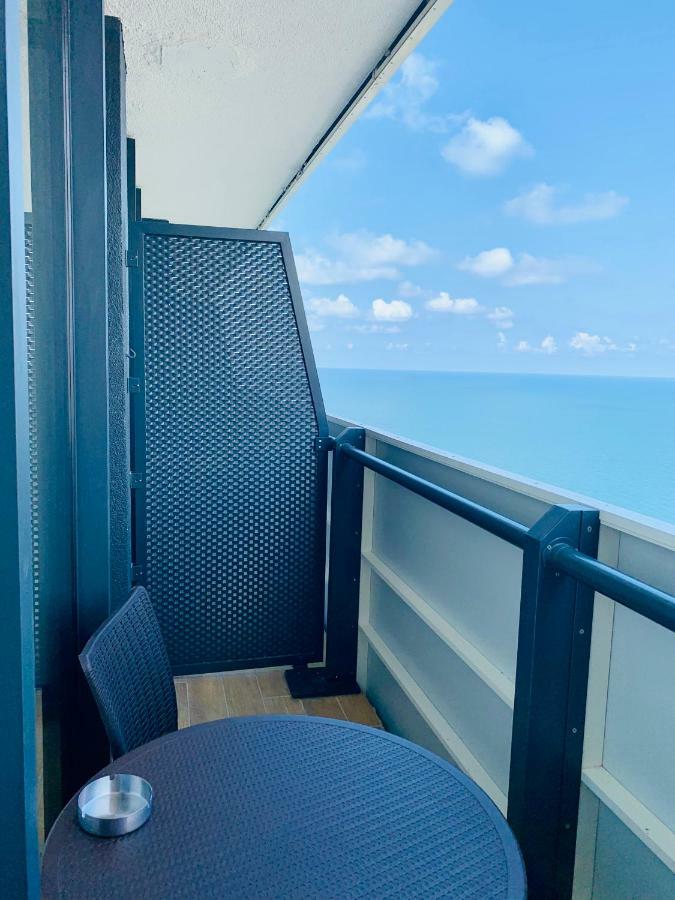 Royal Sea Breeze Apartments Batumi Eksteriør bilde